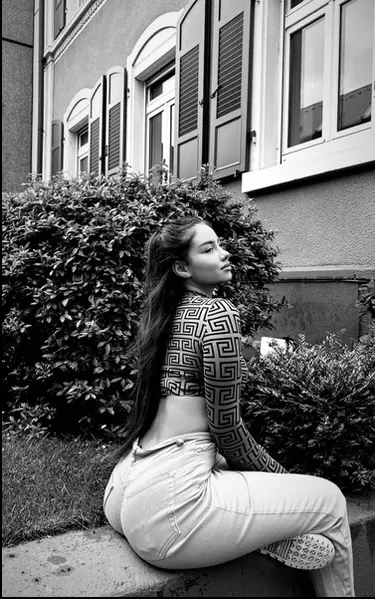Aurelia, profile photo 2 of 3